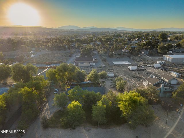 2655 Stewart Avenue, Minden, NV 89423