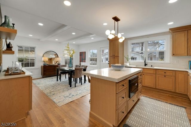 3 Laurel Pl, Glen Ridge Boro Twp., NJ 07028