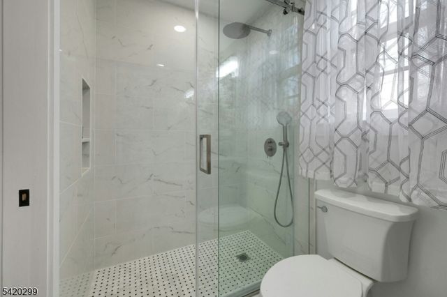 3 Laurel Pl, Glen Ridge Boro Twp., NJ 07028