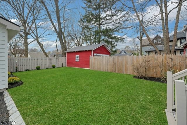 3 Laurel Pl, Glen Ridge Boro Twp., NJ 07028