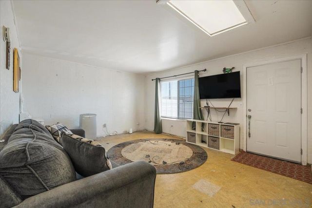 637 Tiffany, Chula Vista, CA 91910