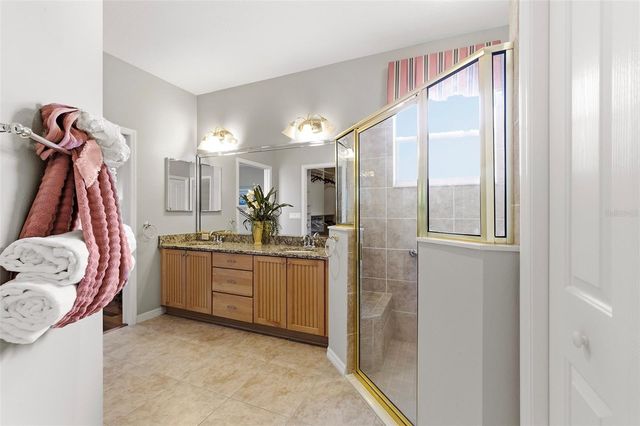 976 SHELLBARK WAY, The Villages, FL 32162