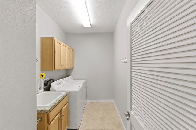 976 SHELLBARK WAY, The Villages, FL 32162