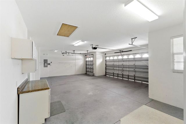 976 SHELLBARK WAY, The Villages, FL 32162