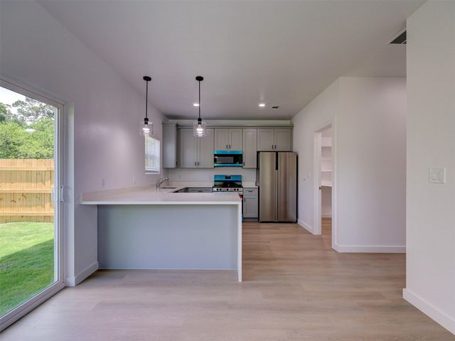 230 Brown St A, Elgin, TX 78621