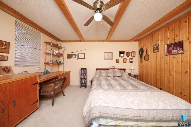 1601 E Sylvan Cir Circle, Brandon, SD 57005