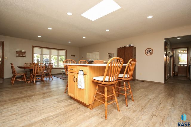 1601 E Sylvan Cir Circle, Brandon, SD 57005