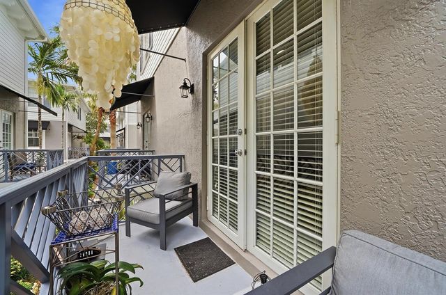 2265 NE 9th Avenue, Wilton Manors, FL 33305