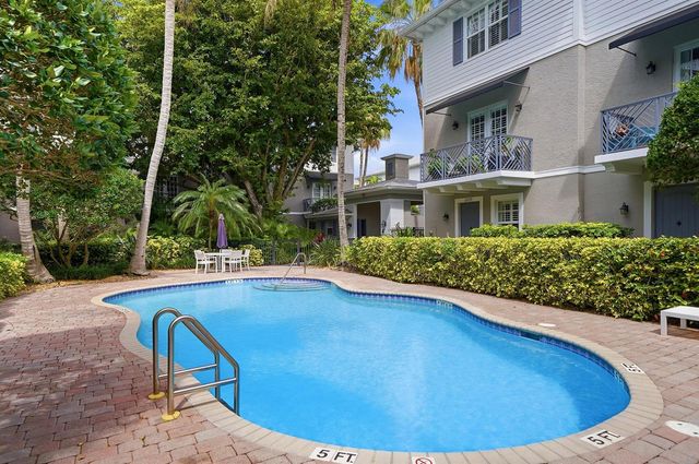 2265 NE 9th Avenue, Wilton Manors, FL 33305