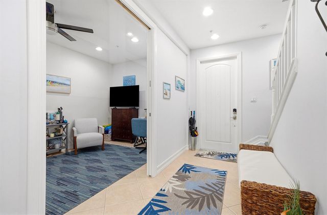 2265 NE 9th Avenue, Wilton Manors, FL 33305