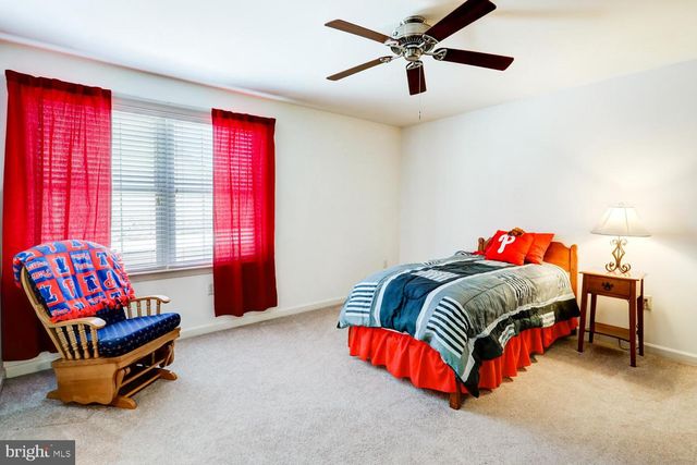 66 AGAPE DR, Ephrata, PA 17522