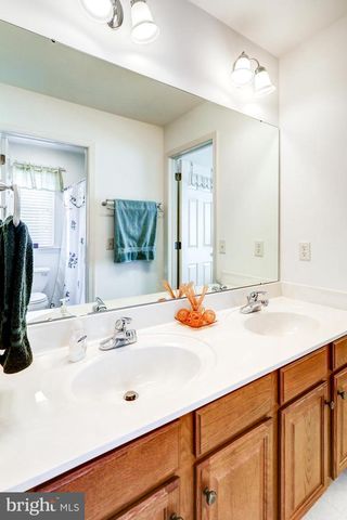 66 AGAPE DR, Ephrata, PA 17522