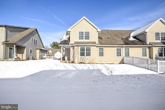 66 AGAPE DR, Ephrata, PA 17522