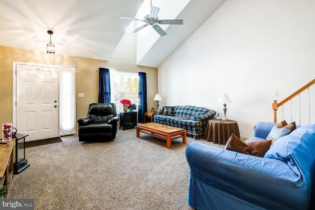 66 AGAPE DR, Ephrata, PA 17522