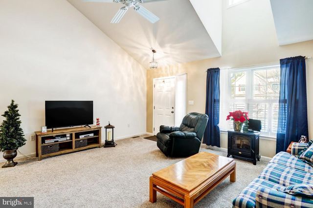 66 AGAPE DR, Ephrata, PA 17522