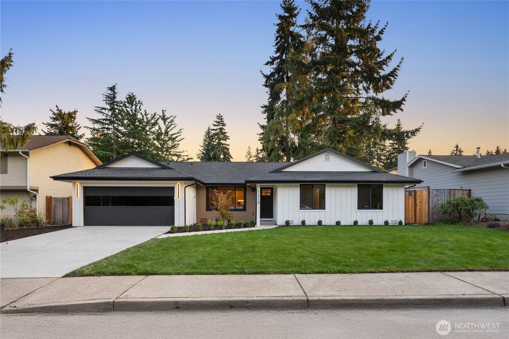 11715 SE 64th Street, Bellevue, WA 98006
