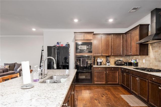 165 Ruby Lane, Mcdonough, GA 30252