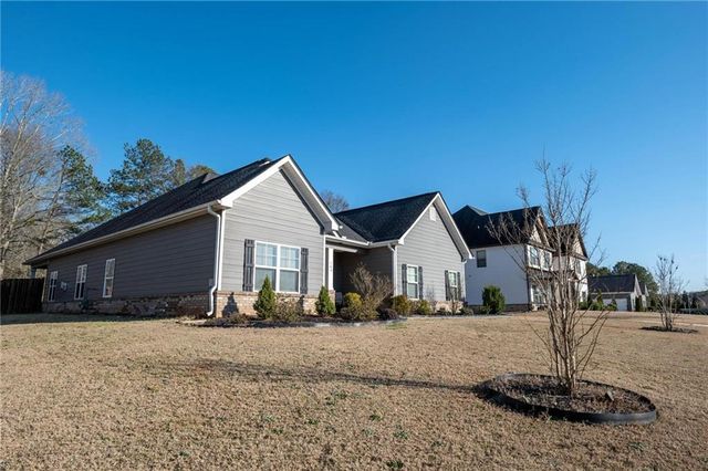 165 Ruby Lane, Mcdonough, GA 30252