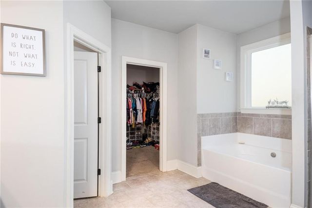 165 Ruby Lane, Mcdonough, GA 30252