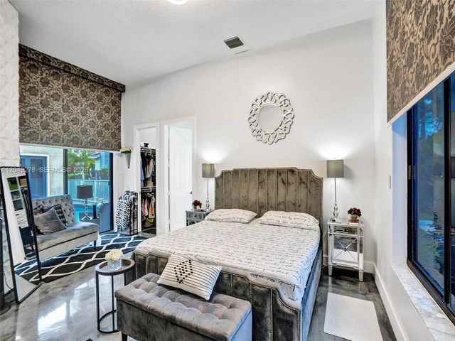 303 NW 119th Dr, Coral Springs, FL 33071
