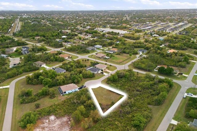 118 DELWAY WAY, Rotonda West, FL 33947