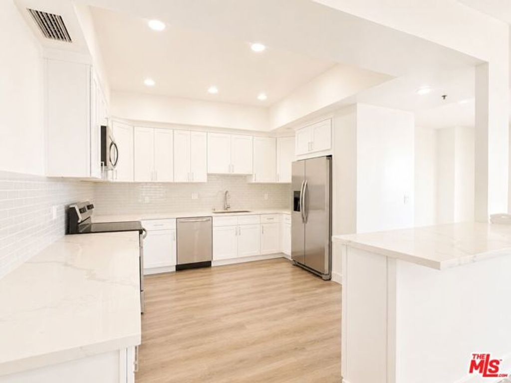 10390 WILSHIRE Boulevard 1805, Los Angeles, CA 90024