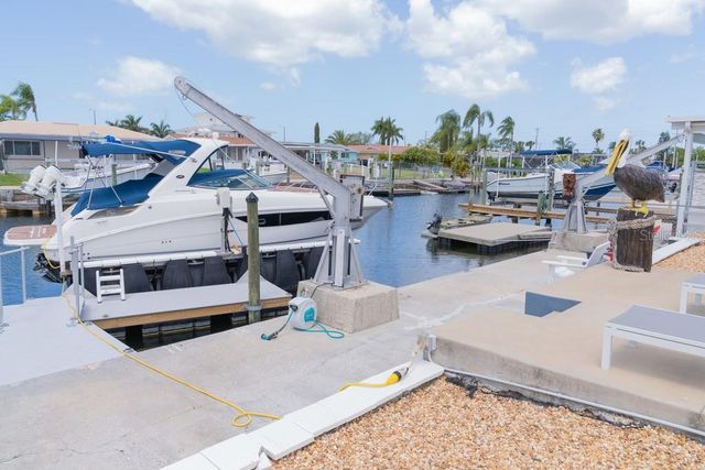4927 BLUE HERON DRIVE, New Port Richey, FL 34652