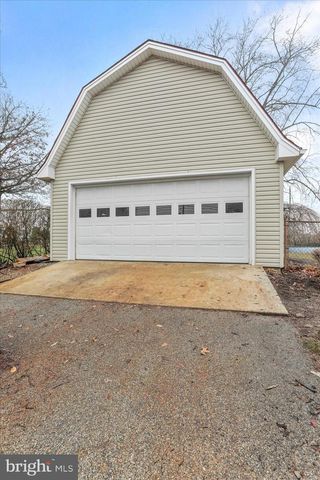 5529 GREENVILLAGE ROAD, Chambersburg, PA 17202