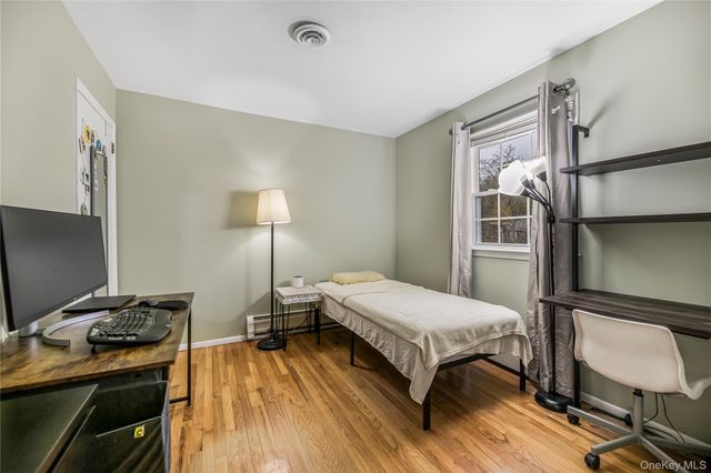 72 S Mary Francis Street, Tappan, NY 10983