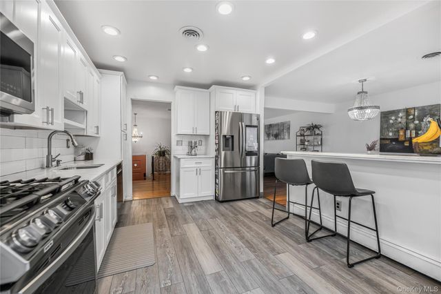 72 S Mary Francis Street, Tappan, NY 10983