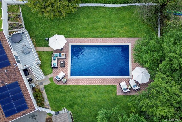 72 S Mary Francis Street, Tappan, NY 10983