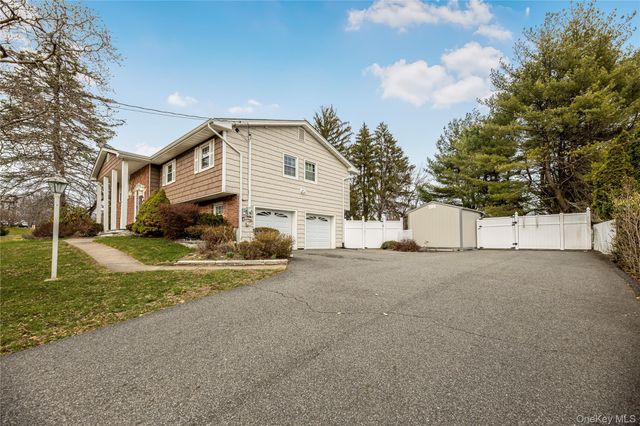 72 S Mary Francis Street, Tappan, NY 10983