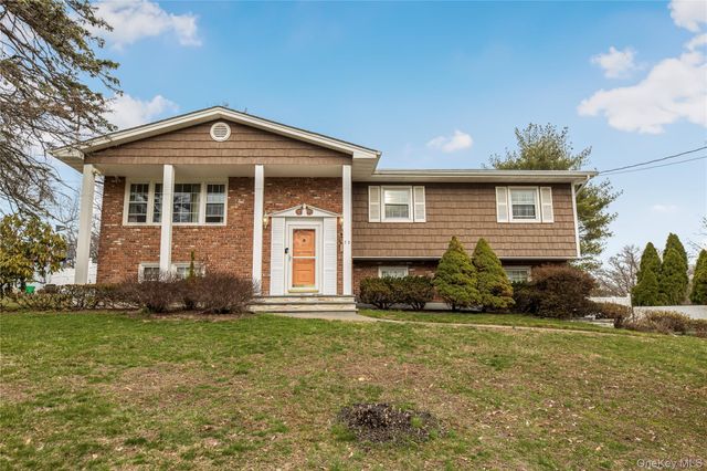 72 S Mary Francis Street, Tappan, NY 10983
