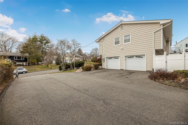 72 S Mary Francis Street, Tappan, NY 10983