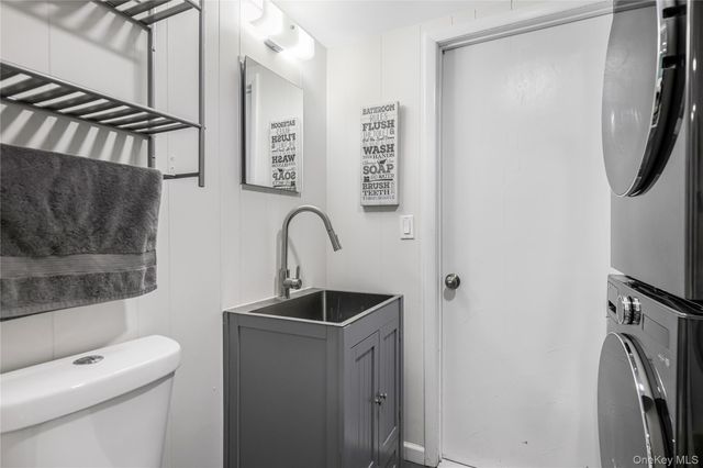 72 S Mary Francis Street, Tappan, NY 10983
