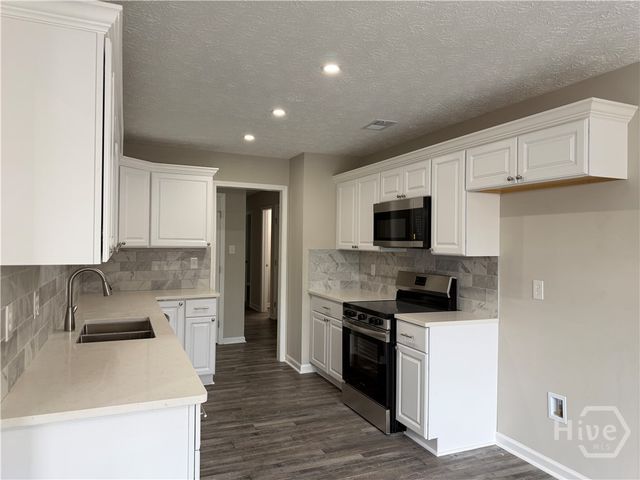 425 Durden Drive, Pooler, GA 31322