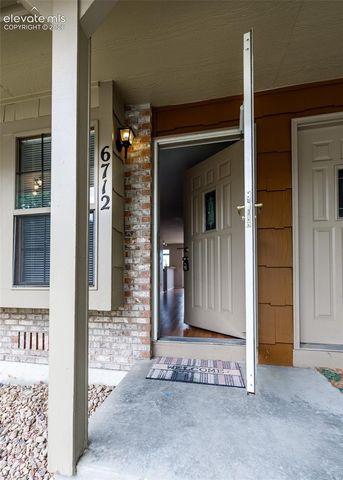 6712 Mountain Top Lane, Colorado Springs, CO 80919
