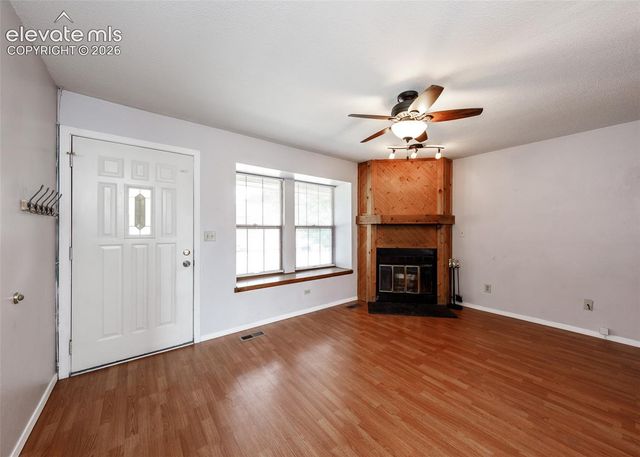 6712 Mountain Top Lane, Colorado Springs, CO 80919