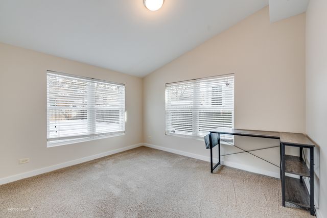 226 Charlotte Place, Mundelein, IL 60060