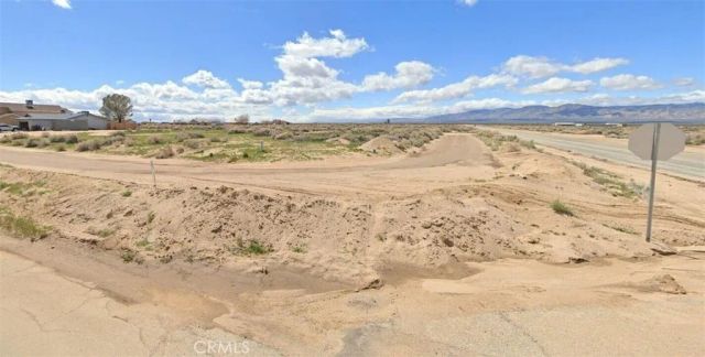 6940 Poppy, California City, CA 93505