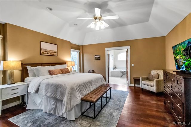 12 Woodthrush Trail, Orchard Park, NY 14127