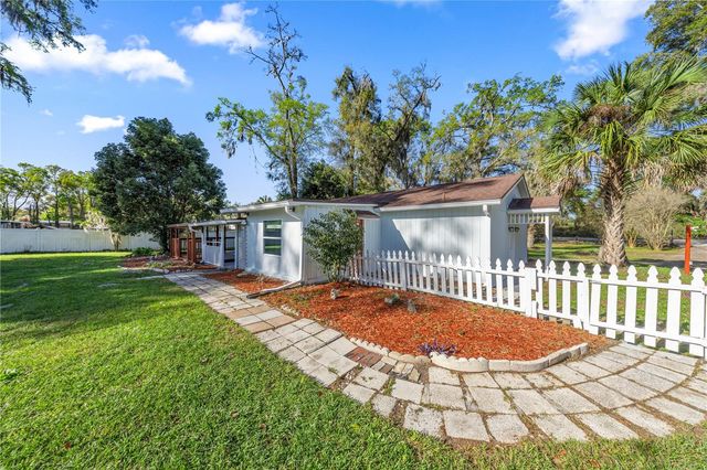 895 SW 80TH AVENUE, Ocala, FL 34481