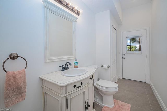3815 Surfside BLVD, Cape Coral, FL 33914