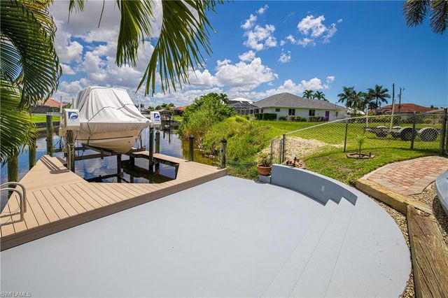 3815 Surfside BLVD, Cape Coral, FL 33914