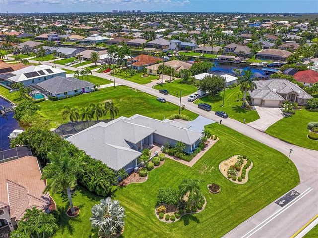 3815 Surfside BLVD, Cape Coral, FL 33914