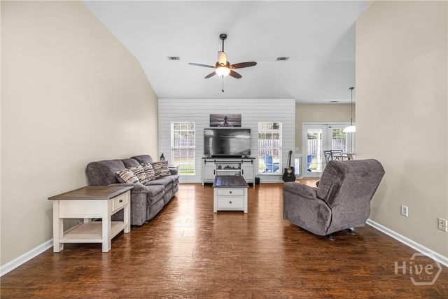 122 Willow Point Circle, Savannah, GA 31407