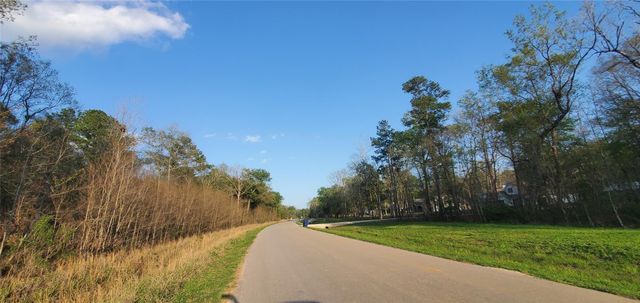 815 County Road 6324, Dayton, TX 77535