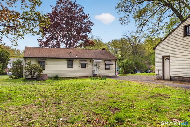 121 Cherry Hill Road, Middlefield, CT 06455