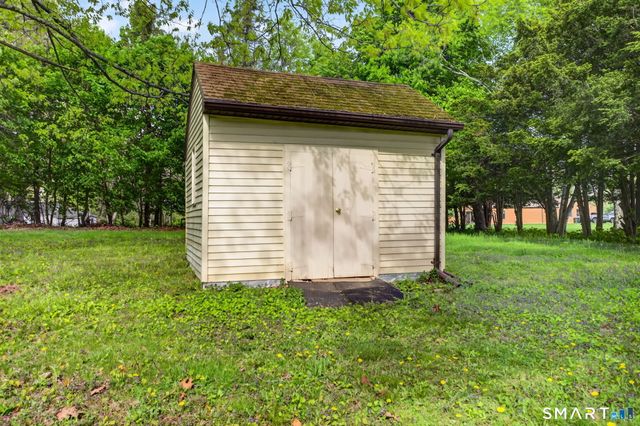 121 Cherry Hill Road, Middlefield, CT 06455