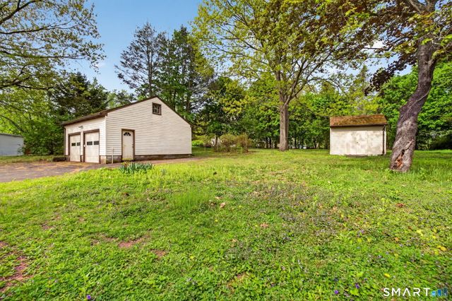 121 Cherry Hill Road, Middlefield, CT 06455